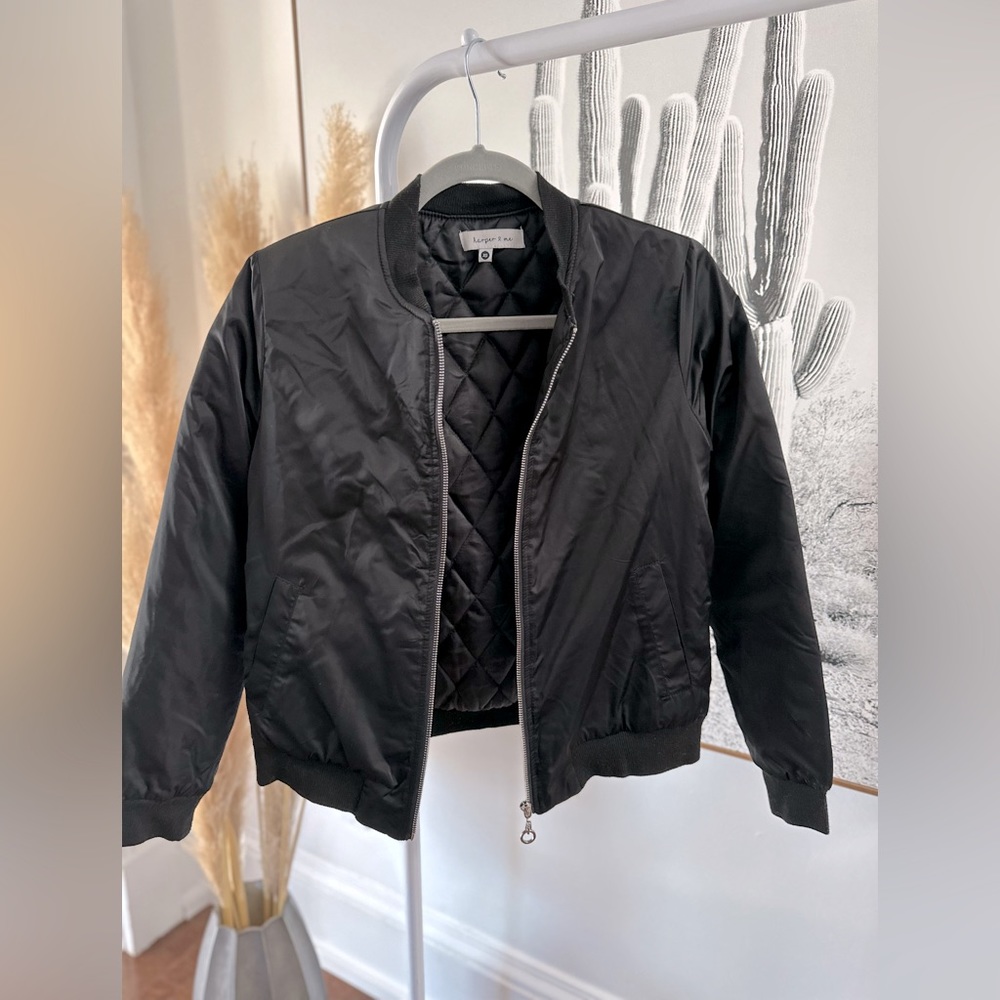 Harper & Me bomber jacket, size XS. Shorter length, zipper front, quilted inside